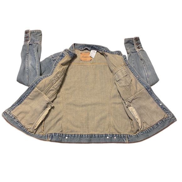 Seriously Amazing LEVI’S Slim Cropped Denim Jacket, Size Juniors Large - Picture 3 of 7